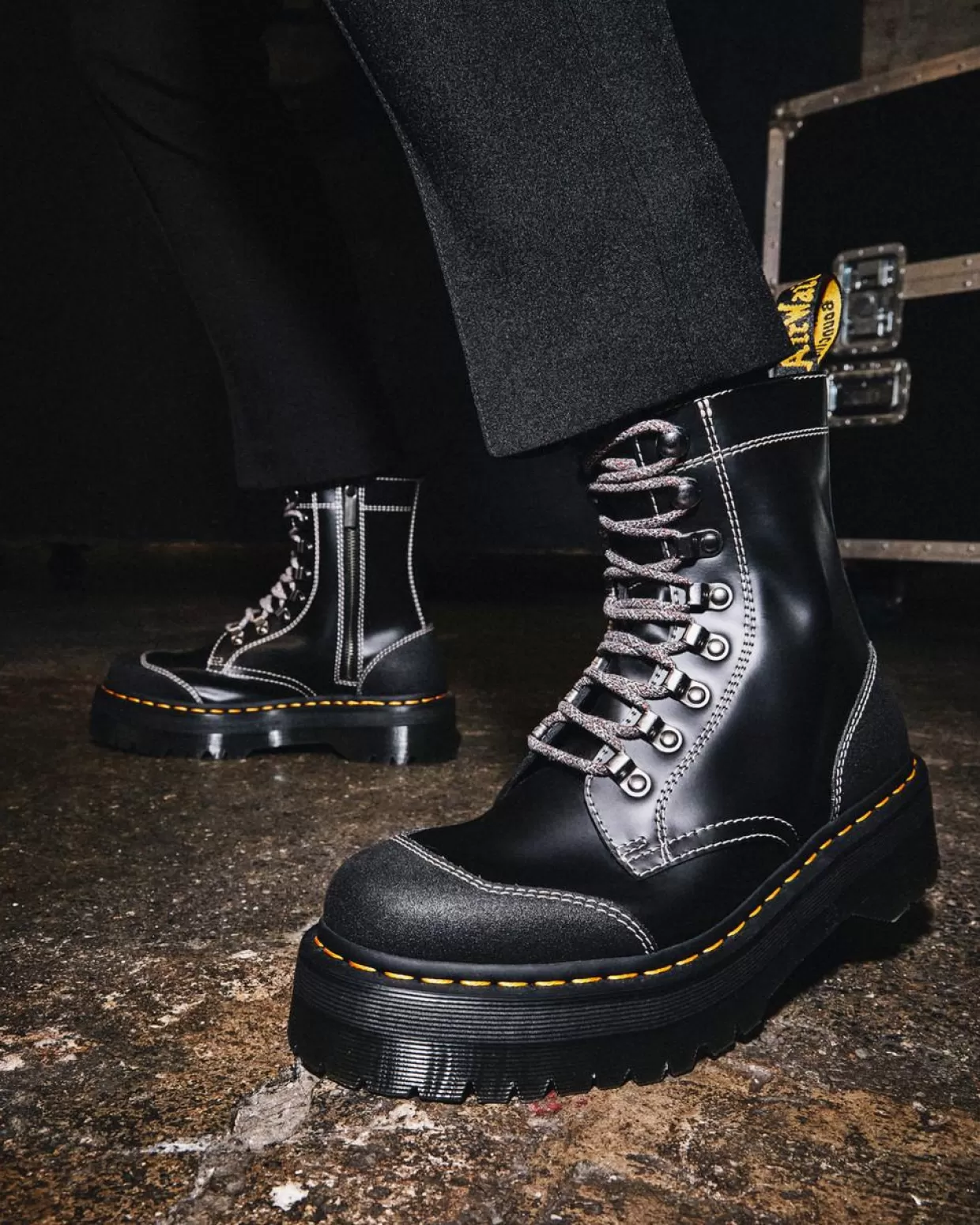 GIFTS Dr. Martens Moreno Smooth Leather Platform Boots