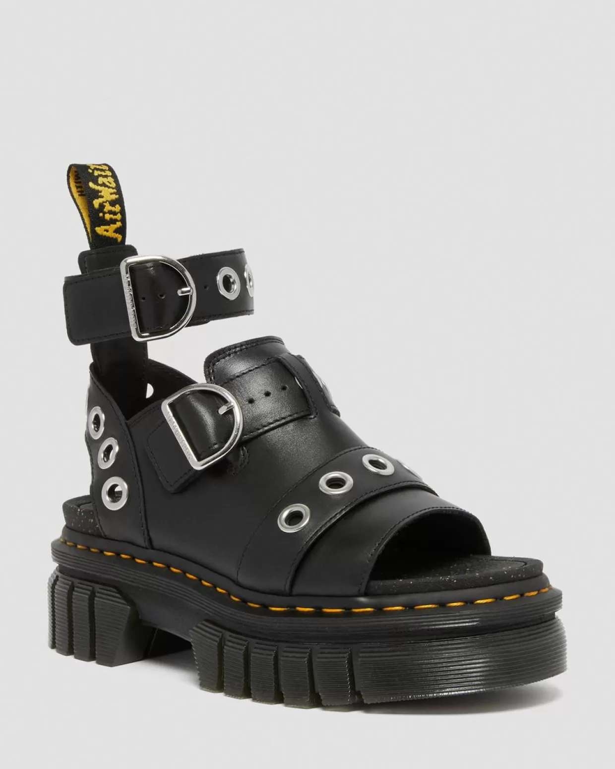 WOMENS Dr. Martens Sandali platform Ricki Hardware Nappa Lux in pelle