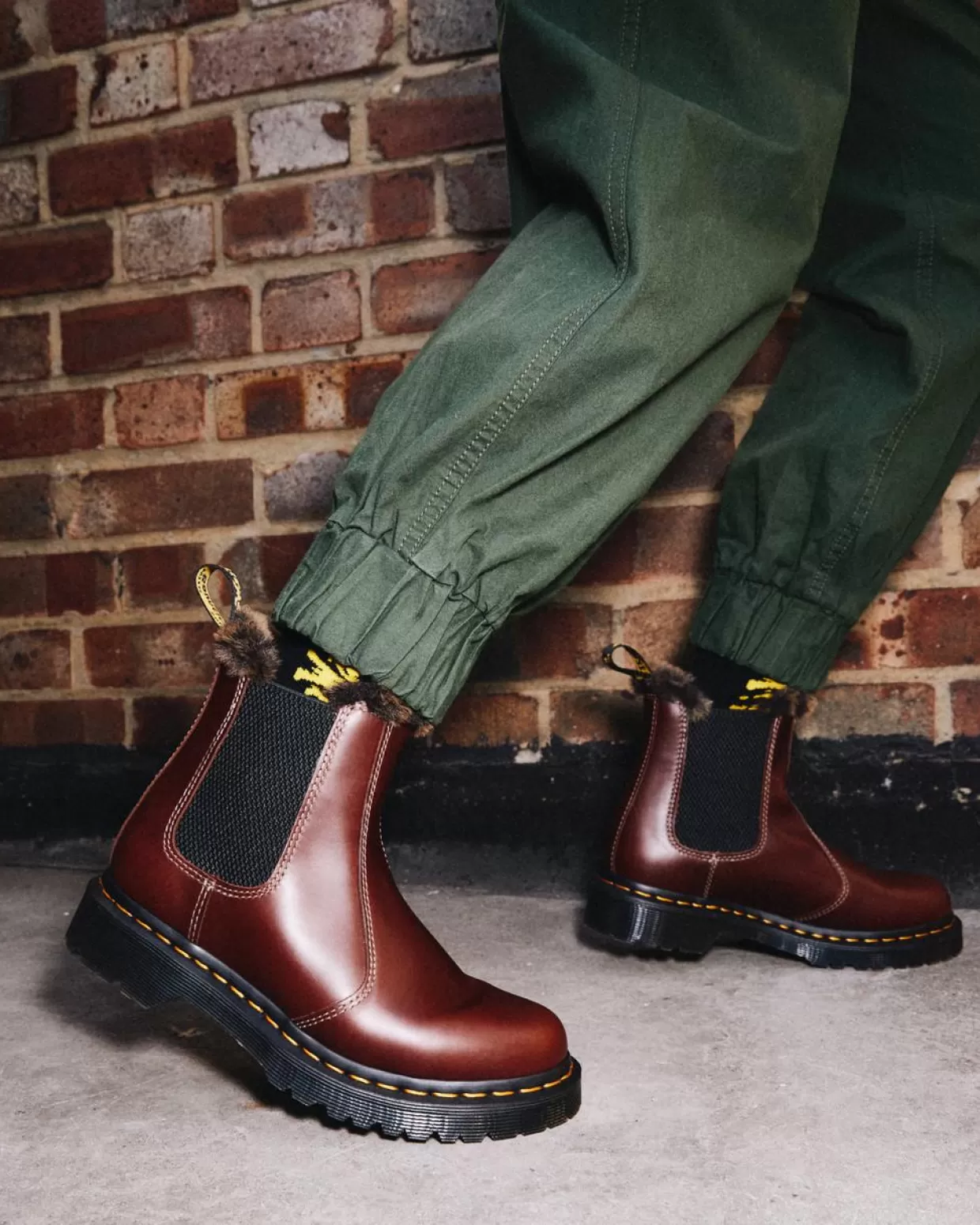 GIFTS Dr. Martens Stivaletti Chelsea 2976 Abruzzo Con Rivestimento Interno In Pelliccia Sintetica