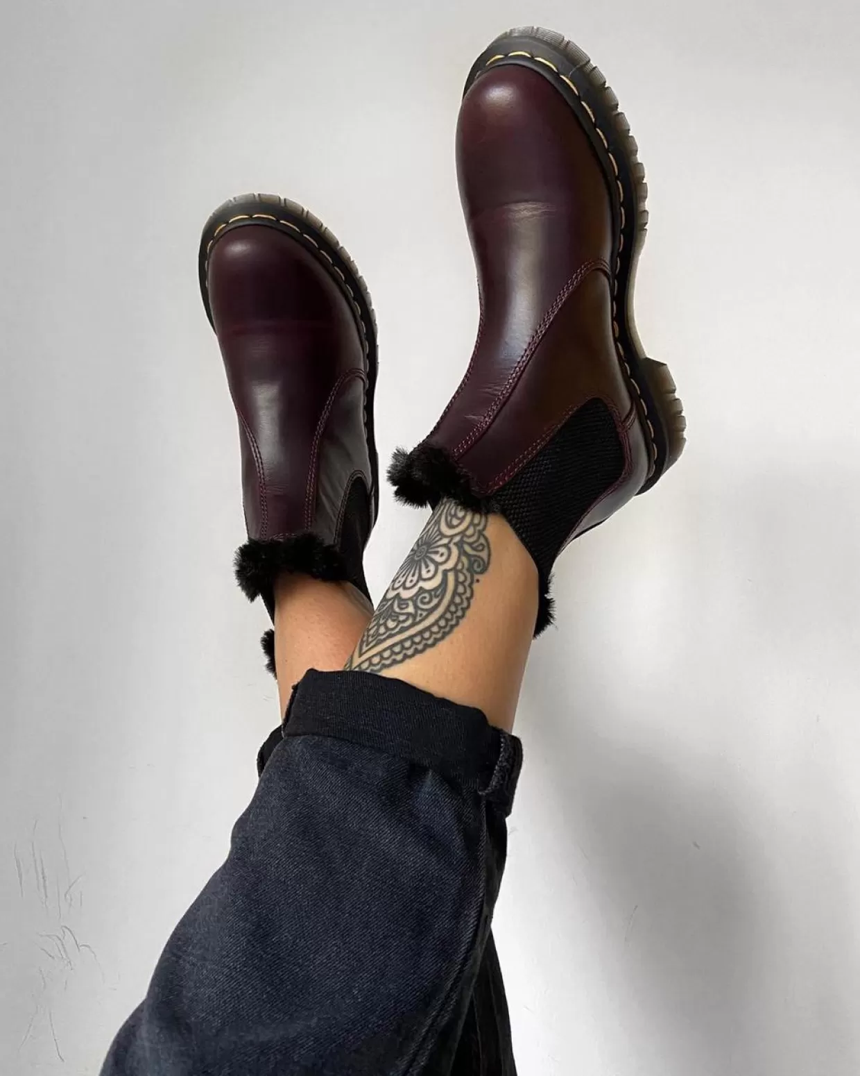 UNISEX Dr. Martens Stivaletti Chelsea 2976 Leonore Con Rivestimento Interno In Pelliccia Sintetica