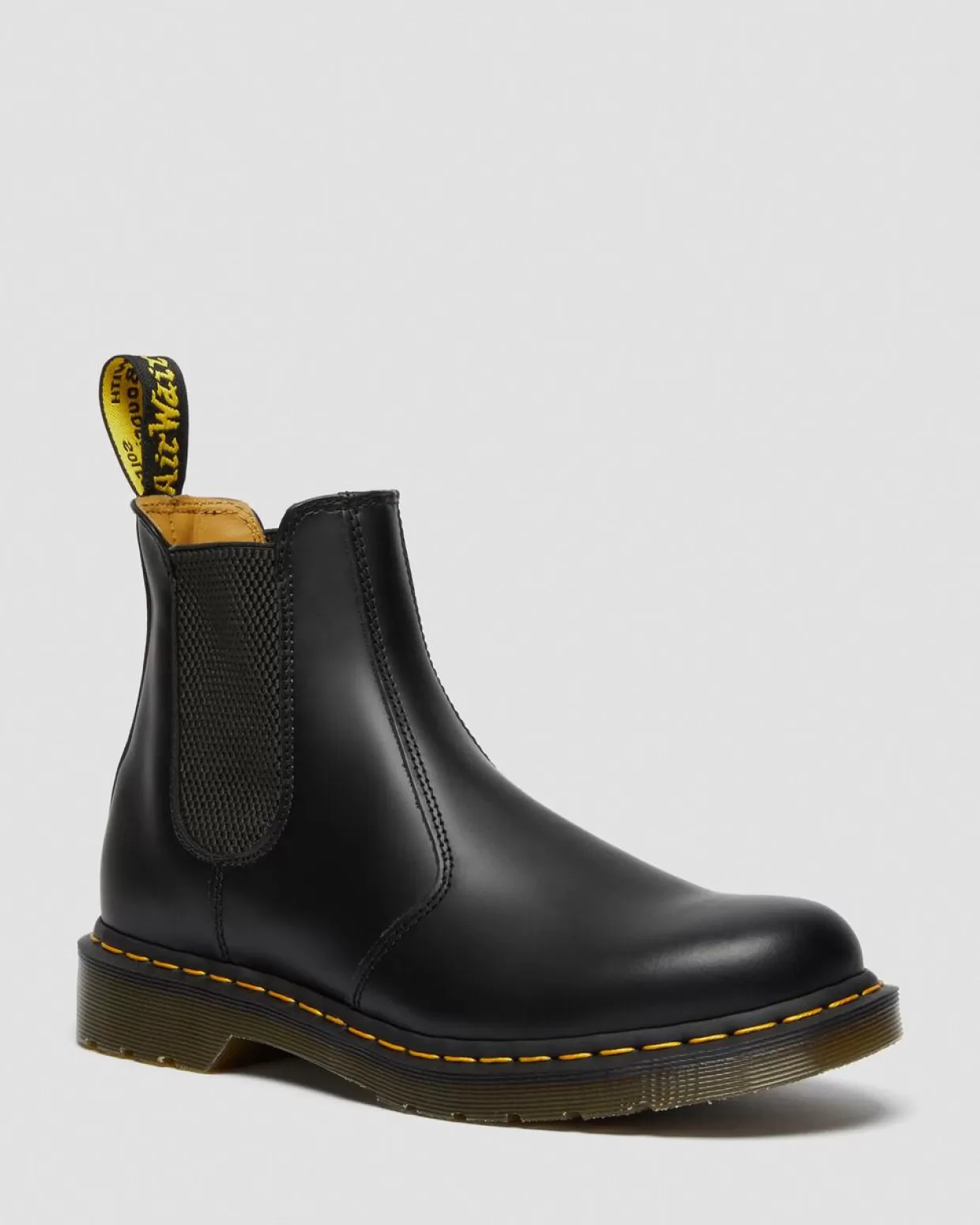 TRENDING-STYLES-UK Dr. Martens Stivaletti Chelsea di pelle 2976 con cuciture gialle Smooth