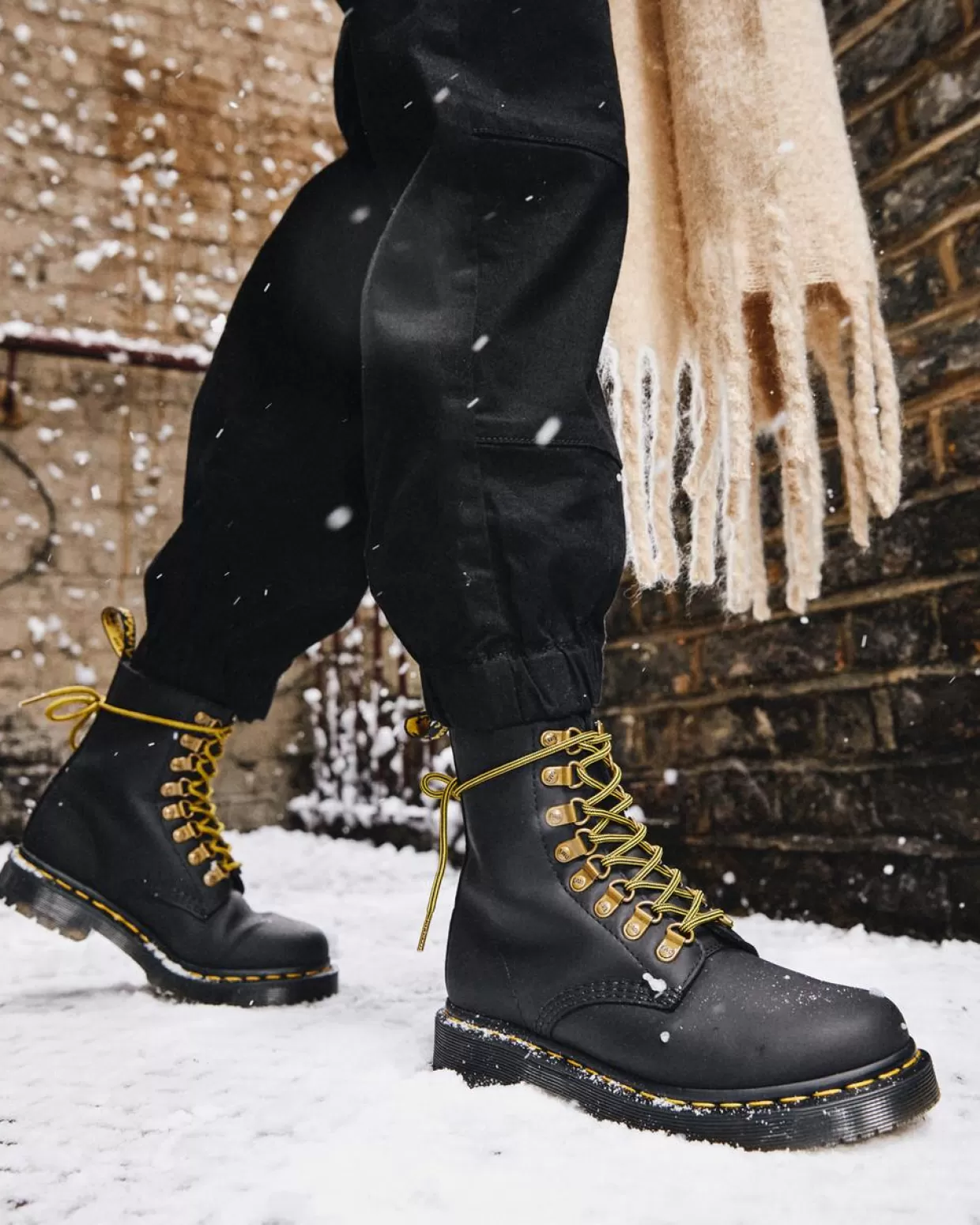 UNISEX Dr. Martens Stivaletti Di Pelle 1460 PascalDM's Wintergrip