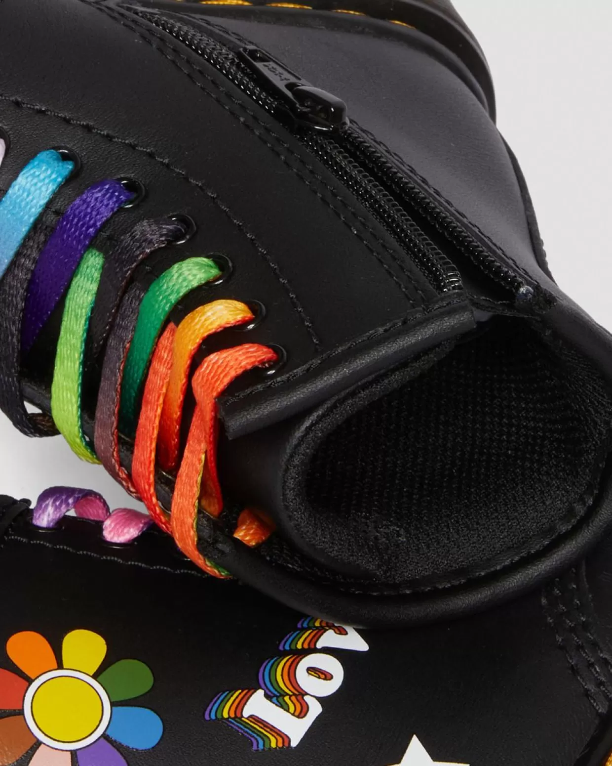 KIDS Dr. Martens Stivaletti stringati di pelle 1460 For Pride primi passi