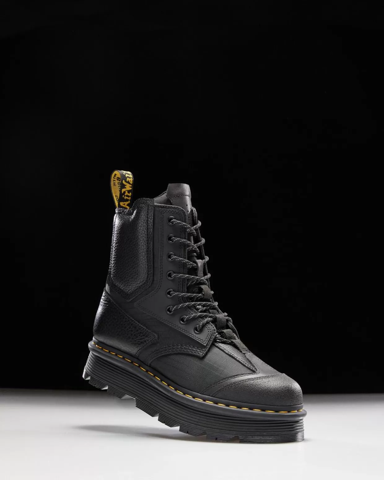 Dr. Martens Stivali 1460 Beta Zebzag