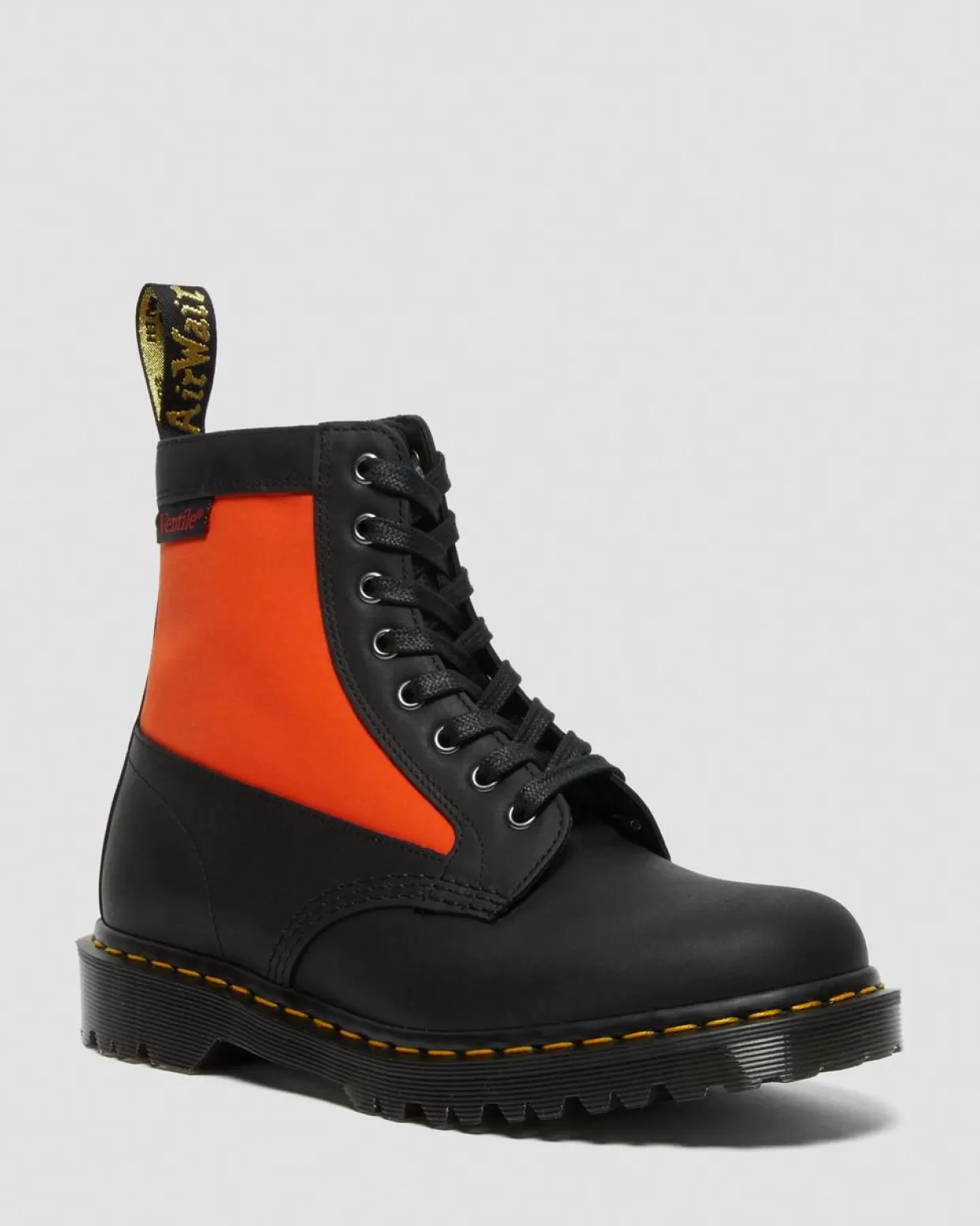 UNISEX Dr. Martens Stivali di pelle + Ventile® 1460 Panel