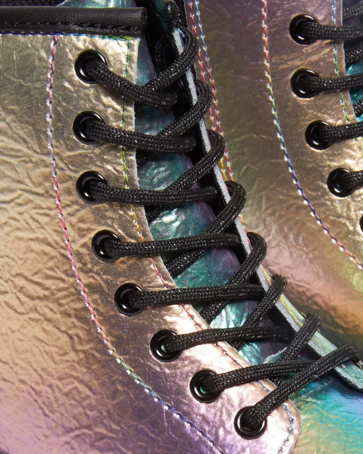 UNISEX Dr. Martens Stivali Junior stringati 1460 arcobaleno in pelle con effetto increspato