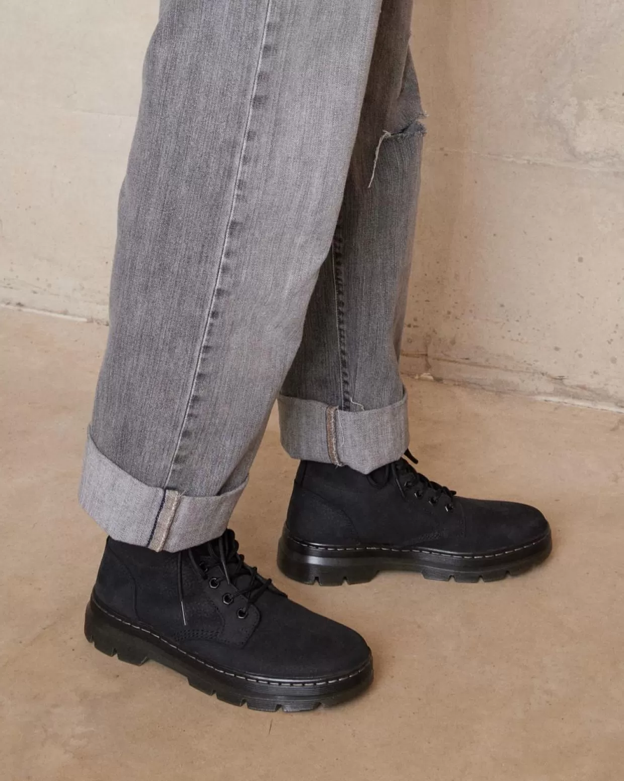 WOMENS Dr. Martens Stivali utility Combs Tech in pelle Milled Nabuk